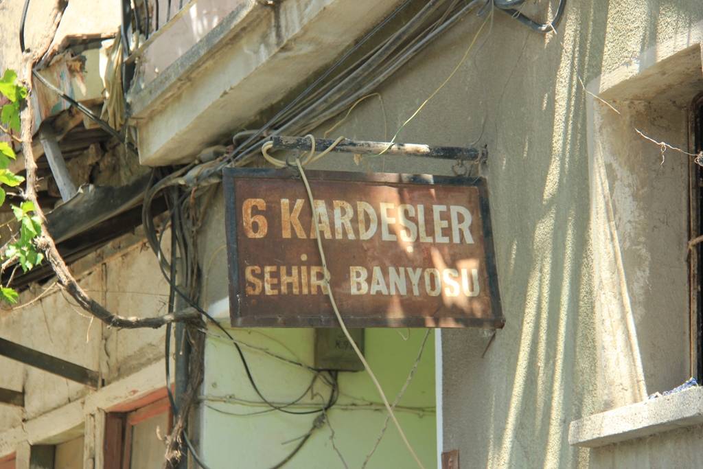 Karakadı Hamamı